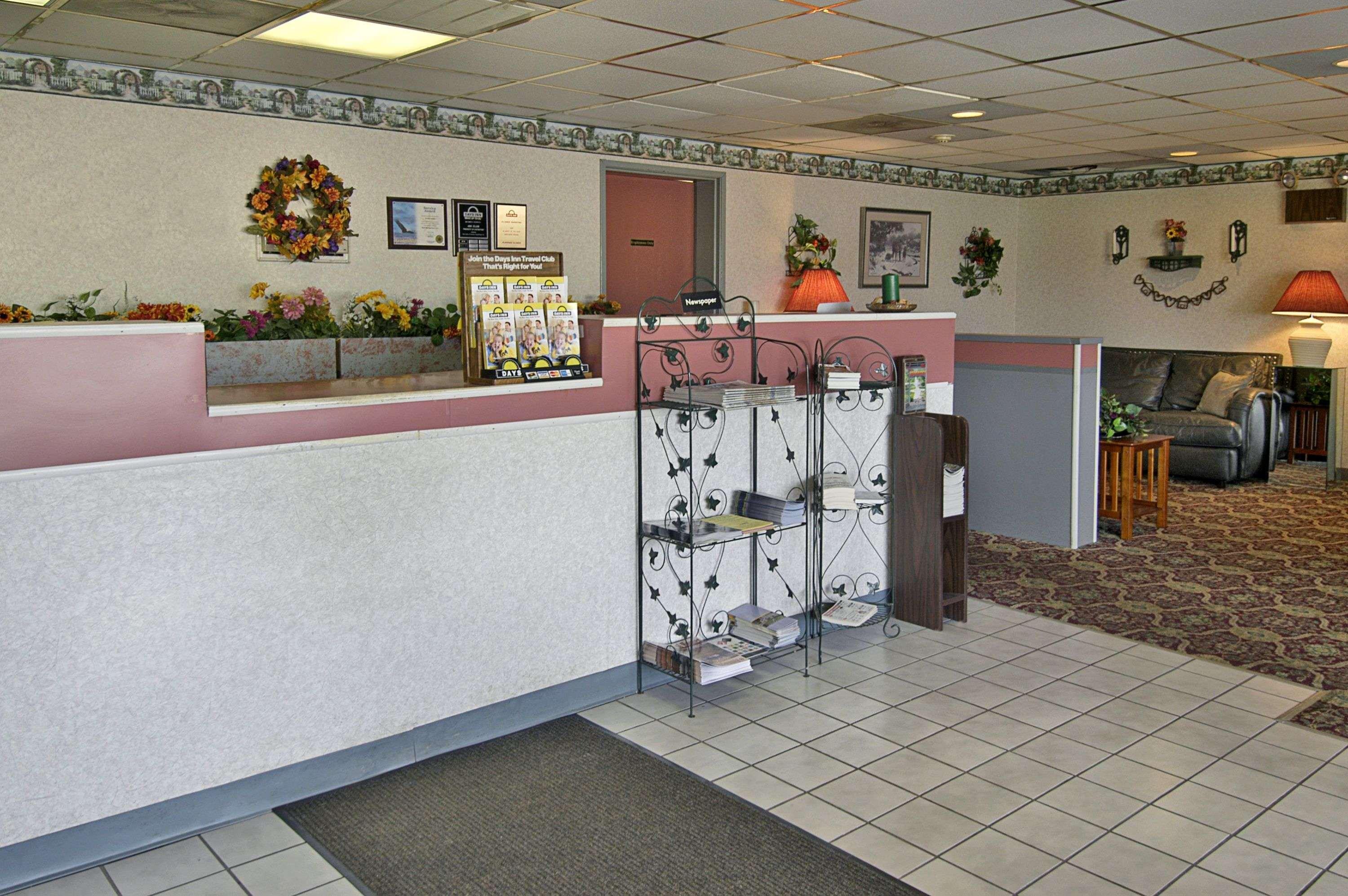 Days Inn By Wyndham Morehead Luaran gambar