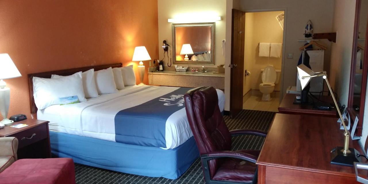 Days Inn By Wyndham Morehead Luaran gambar
